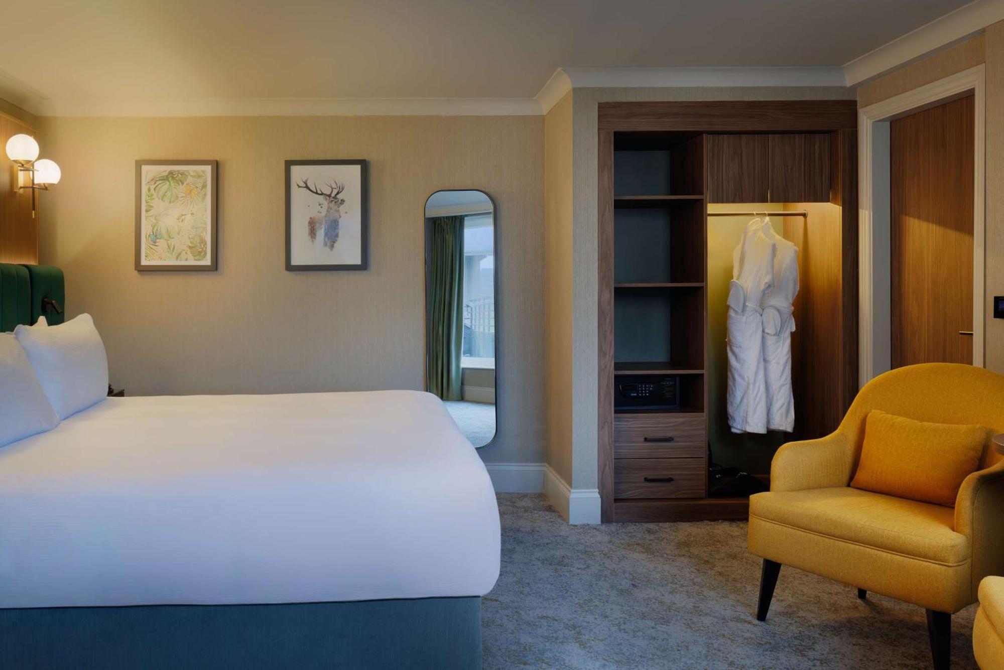 Hotel Doubletree By Hilton Belfast Templepatrick Esterno foto