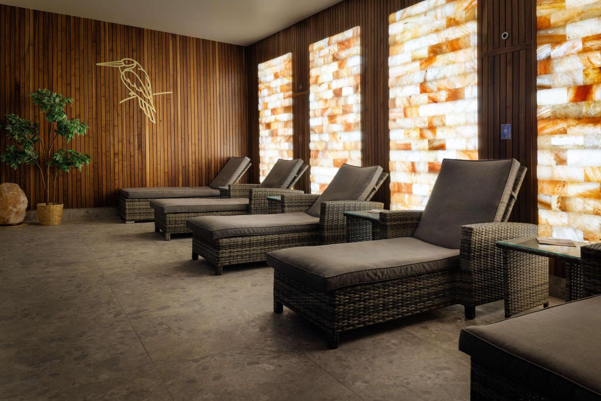 Hotel Doubletree By Hilton Belfast Templepatrick Esterno foto