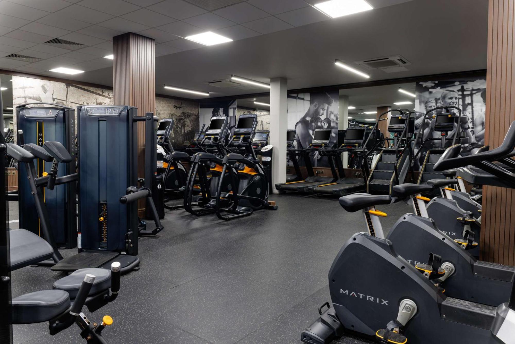Hotel Doubletree By Hilton Belfast Templepatrick Esterno foto