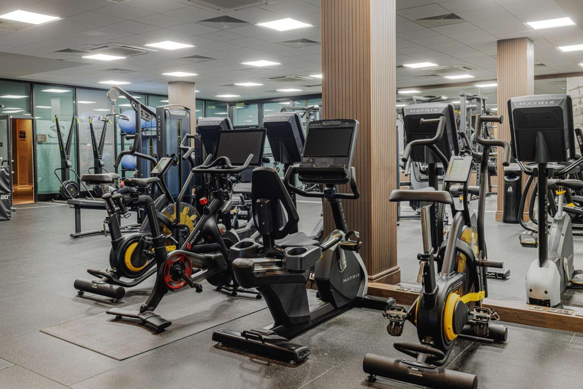 Hotel Doubletree By Hilton Belfast Templepatrick Esterno foto