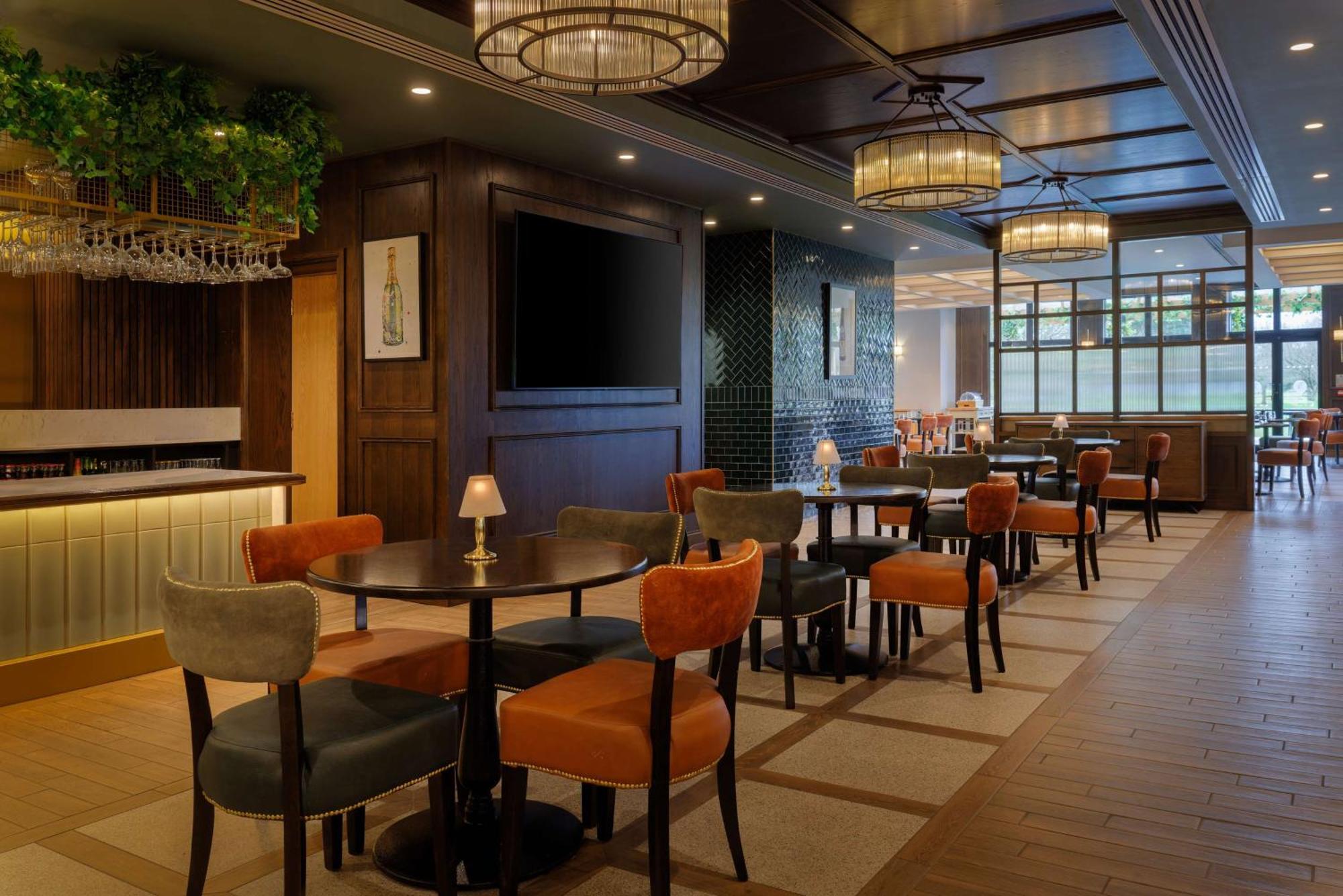 Hotel Doubletree By Hilton Belfast Templepatrick Esterno foto