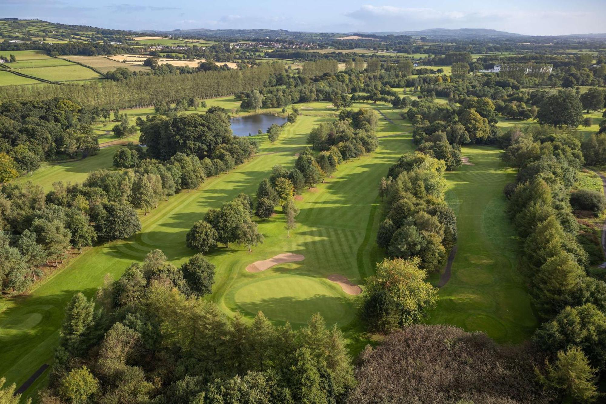 Hotel Doubletree By Hilton Belfast Templepatrick Esterno foto