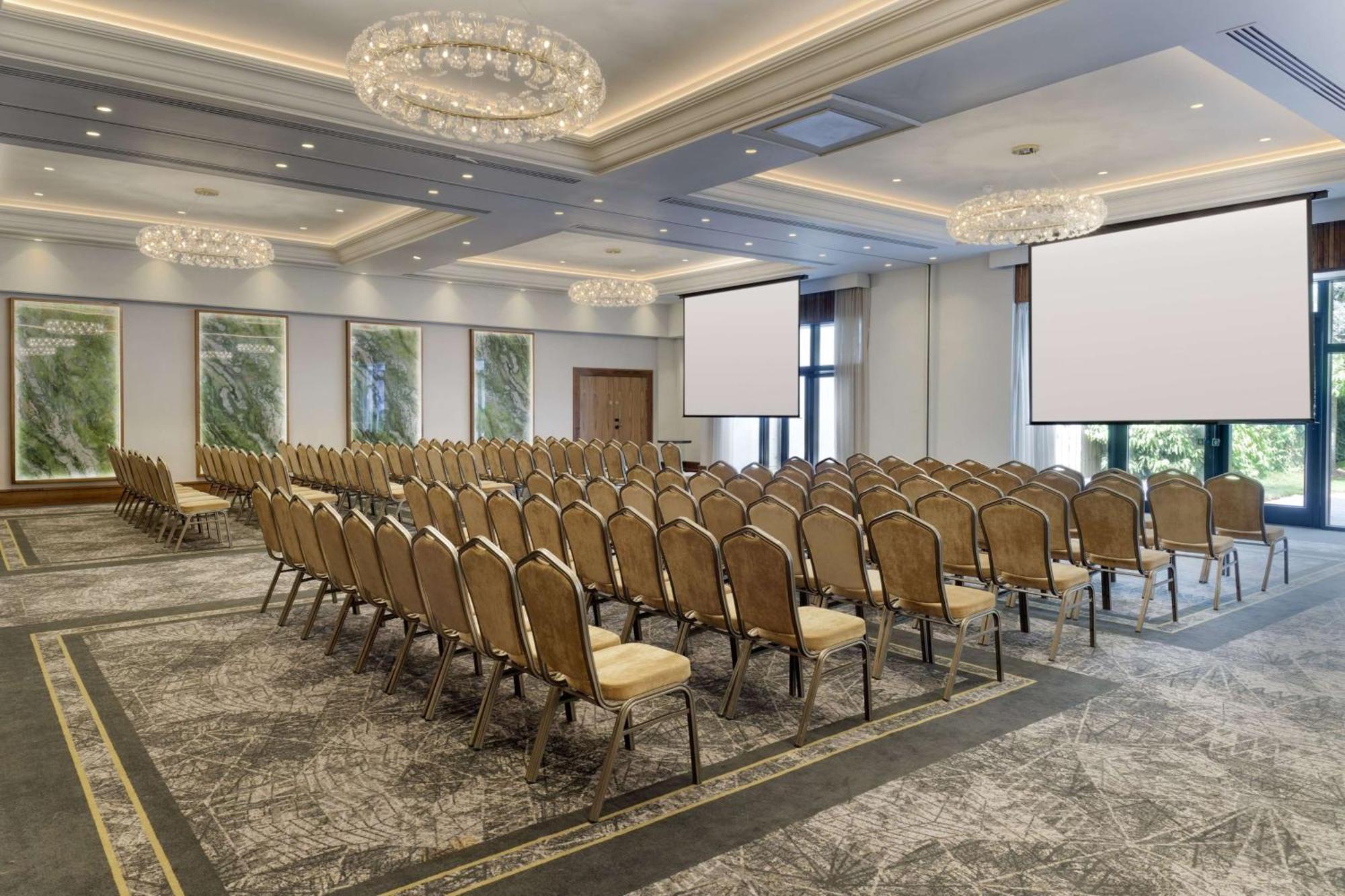 Hotel Doubletree By Hilton Belfast Templepatrick Esterno foto